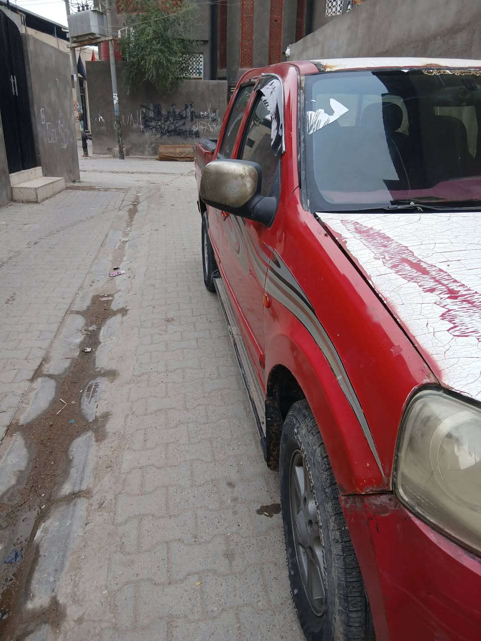 سلام عليكم سياره للبيع كريت ويل مديل 2013 سنويه صاقطه كير عاطل بس الخامس ملكوطه خياسات سعر 45 وبيه مجال قليل المكان البصره قضاء الدير تواصل الرقم ***********
