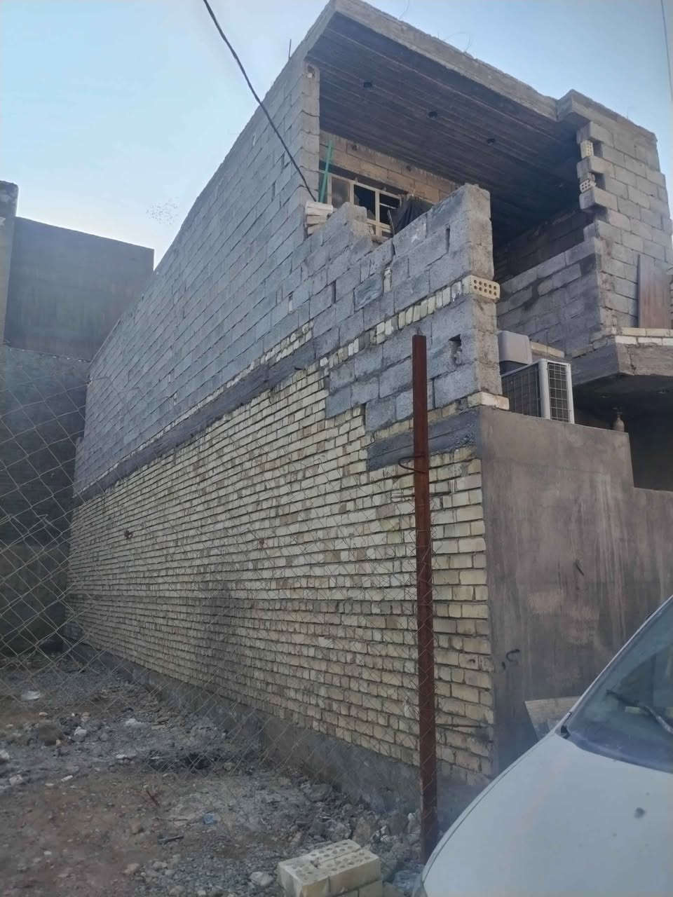 بيت للبيع في الزعفرانيه في الوليد طابو زراعي قرار 25 بي قرار محكمه بسمك شارع تبليط ومجاري المساحه سبعين متر قاطين الفوك معزول تكدر سوي مشتمل وحده السعر 68 وبي مجال قليل هذه رقمي *********** بغداد, العراق
