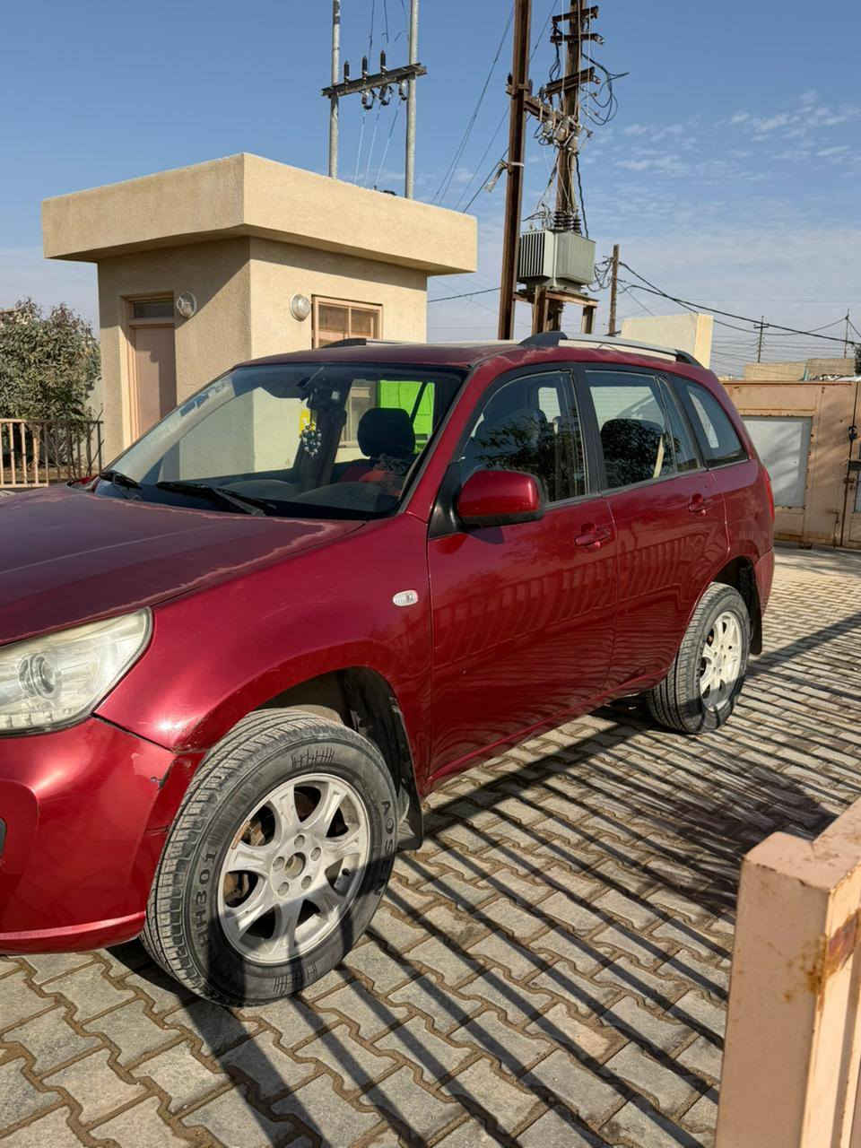 للبيع تيكو 2014 لون ماروني سياره نظيفه السعر 68 بيه مجال بسيط ***********
