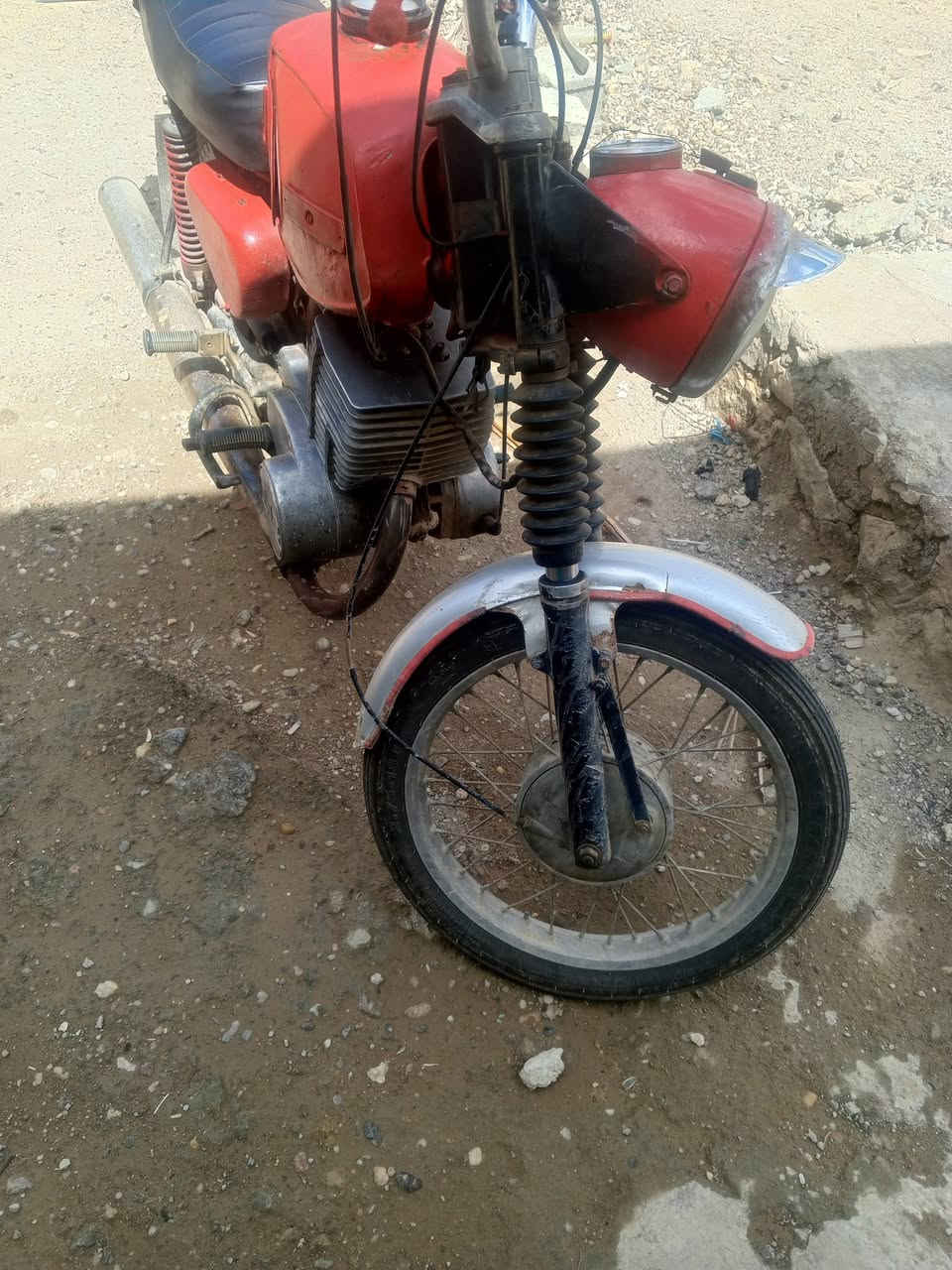 سلام عليكم ماطور همزت 81 كل غراضه بلادي ماطور من ول هندر سعره 450 الف ***********
