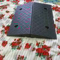 رمبه سيارات وتكاتك وترهم طسه السعر 10 07702546410