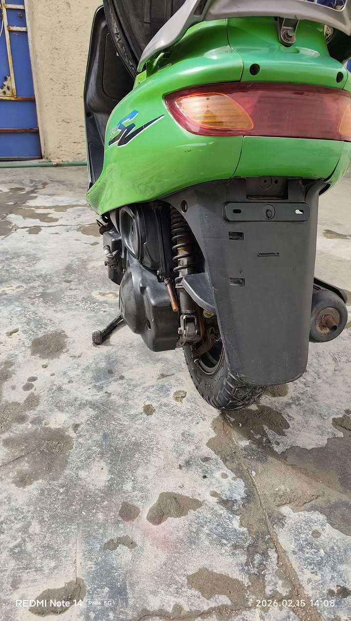 دراجه فراشه كل شي شغال بيها ما مفتوحه محرك ناعم دبلاش شغاله لايت هورن العنوان بصره الزبير السعر خاص هذا رقمي على الواتساب *********** مراوس عادي ماكس انا ارتفع فرق بس ماكس جديده
