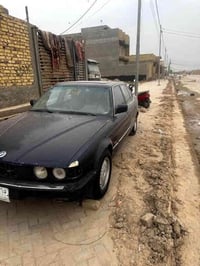 بي ام 735 • ١٩٩٣ • محرك يدخن