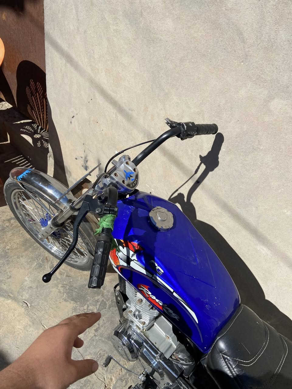 سلام عليكم شلونكم حبايب دراجه للبًيع بعده زيرو صار شهر من شديت الدراجه والمكينه هونده مامفتوحه نشاط ومعدل وفصله ونطيك تراي لمكه للبيع او المراوس بتايكر مكاني سامره المو شراي لا يتعبني


**إذا كنت صاحب هذا الإعلان وتريد حذفه لأي سبب، رجاءا أرسل رسالة إلى الدعم الفني**