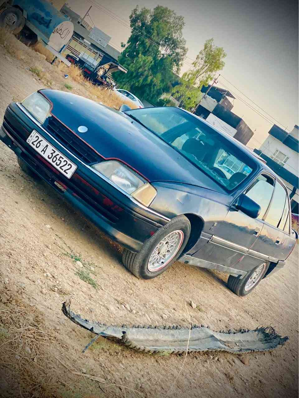 السلام عليكم 
اوبل اوميكا
موديل ١٩٩١
بدون ضربه بدون صبغ 
كير محرك شرط 
صدر تاير كهربائيات كله جديد
سياره جاهزه للاخير 
 رقم جديد ومقدم على دفتر بانزين
 بيع او مراوس حسب القناعه
 السعر ٣٢ وبيها مجال 
شراي اتصل *********** كركوك, العراق
