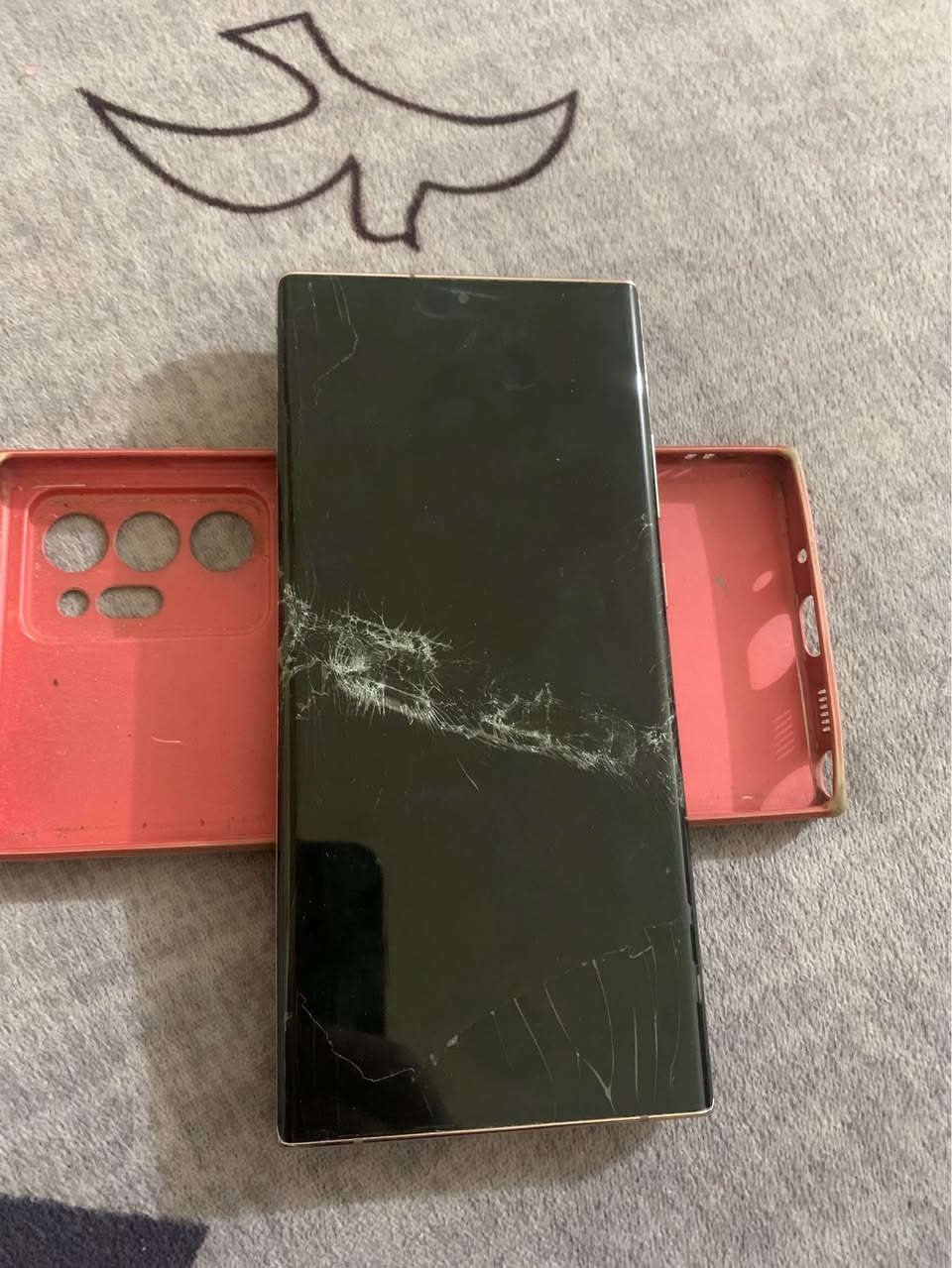 جلكسي نوت ٢٠ الترا الجهاز ومع وطفش شاشتة وهسة من خلية على شحن يشتغل اوخر الشاحنة يطفة ابيعة كومة حديد بدون عملة ٥٠ قفل *********** عمارة, ميسان
