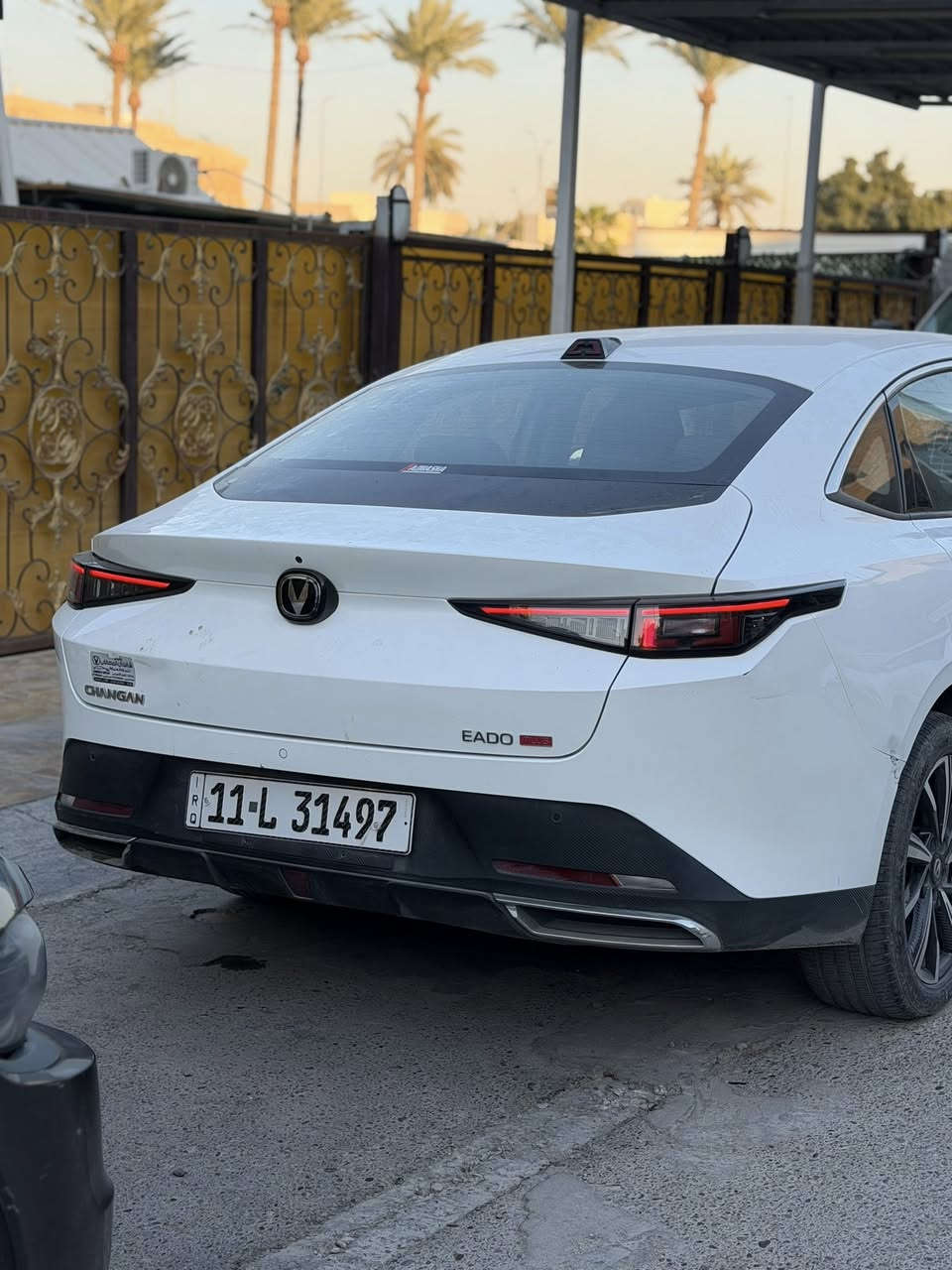 السلام عليكم للبيع
شانجان ايدو بلاص ٢٠٢٥ 
فول مواصفات 
فتحه تحكم ستيرن وضعيات قياده كامله 
ماشيه ٢٦ الف كيلو 
اللون ابيض رقم بغداد 
بدون حادث مكفوله كفاله عامه 
ماعده شخط بلدعاميه لخلفيه ورصعه بلجاملغ الخلفي حته ممبينه 
مكاني بغداد اليرموك 
السعر ١٣٨ وبيهة مجال 
ومواصفاتهة معروفه وسياره كلش مرتبه 
مكينه ١٥٠٠ توربو 
ضمان لشركه. ١٠ سنوات 
للاستفسار 
***********
