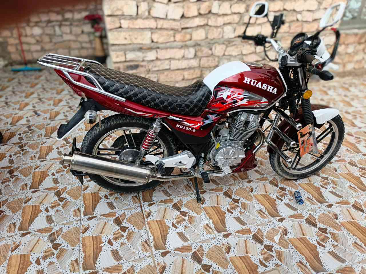 هيوشه موديل 2024 عله وضع شركه مابيها نقص اي شي سعر مليون 150 وبيها مجال  هـ ***********
