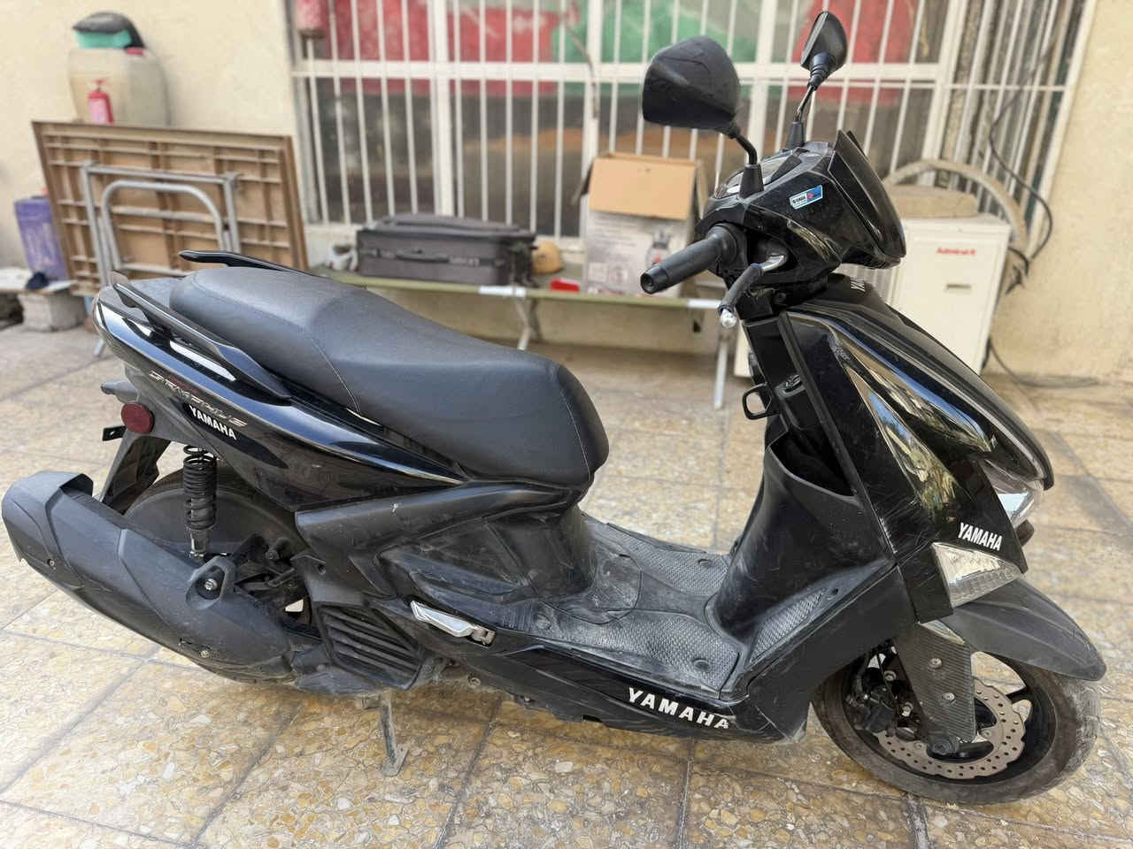 يا الله.
سلام عليكم ورحمة الله وبركاته 

دراجة سكنس X6(2024)

جيل السادس  لون اسود شذري الدرجة نضيفة كلش 

شوف عينك مواصفاتها 

١ حساس سان صفحABS 

٢ مانع انزلاق

٣ دشبول دجتيل

٤نضام تبريد مي راديتر

٥ بيها شاحنة يو سي بي 

٦ الصندوق مبطن 

٧مري بلادي     

الدراجة  كلشي على بلادي ما ملعوب بيها جيب فيتر وفحص 

العنوان بغداد (الإسكان ) الرقم ***********
