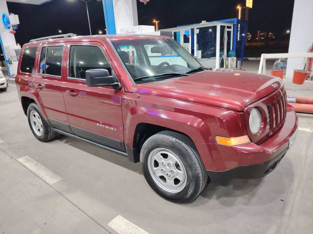 جێب پاتریۆت مۆدێل ٢٠١٧ 
چوارپستۆن مەرغوب مەکینە ٢٠ 
جام کارەبایی 
قوفڵ مەرکەزی
لایت ئۆتۆ
دژە خلیسک 
ئەی بی ئێس 
گێڕو مەکینەو مەرجی توندو توڵی بەشەرتی هەموو فەحسێک 
یەک پارچە بۆیاخ بەبێ ناوگرتن 
نرخ ١١٧ 
شوێن ڕانیە ***********    *********** السليمانية, العراق
