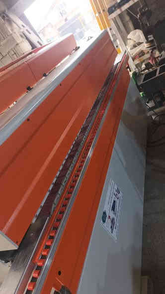 لاصقه 4مراحل  اوز قونيا. تركي 
2021موديل 
اربيل صناعه جنوبيه خلف شركه اوسكار فرع نجارين 
***********واتساب 
***********واتساب
