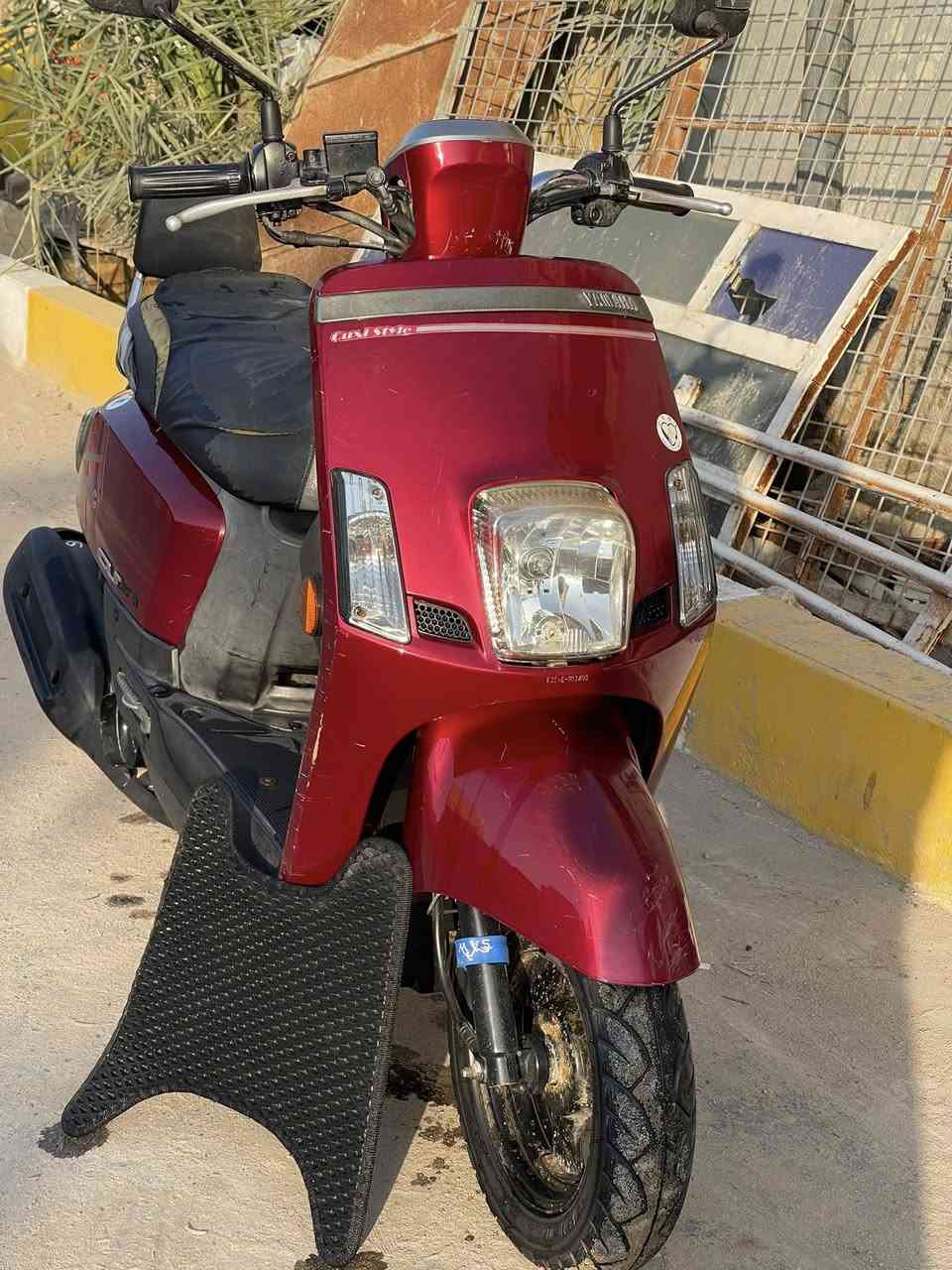 سلام عليكم دراجة ماكس بوليسي مصطرة 2013 كفالة عامة سالة شهرين من طالعة شرط مين ماتريد تفحص افحص مابدا برغي بية سعر 1300 وبية مجال شراي اتصل ***********
