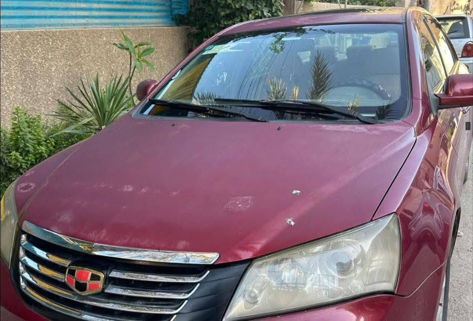 للبيع 

امكراند ١٣ كفاله عامه 
بدون صبغ وبدون بارد ولإخياس 
محرك وكير بلادي وتدفئة وتبريد 
وكأمل مواصفاته
رقم بغداد  
تخم تاير باتري بدون نواقص 
كلوب السيرفس طافي 
السعر ٥٥بيها مجال 
بسيط 
محرك ١٨٠٠

السيارة كلشي مناقصها ومكانها بغداد

السنوية بأسمي 

للاتصال ***********
