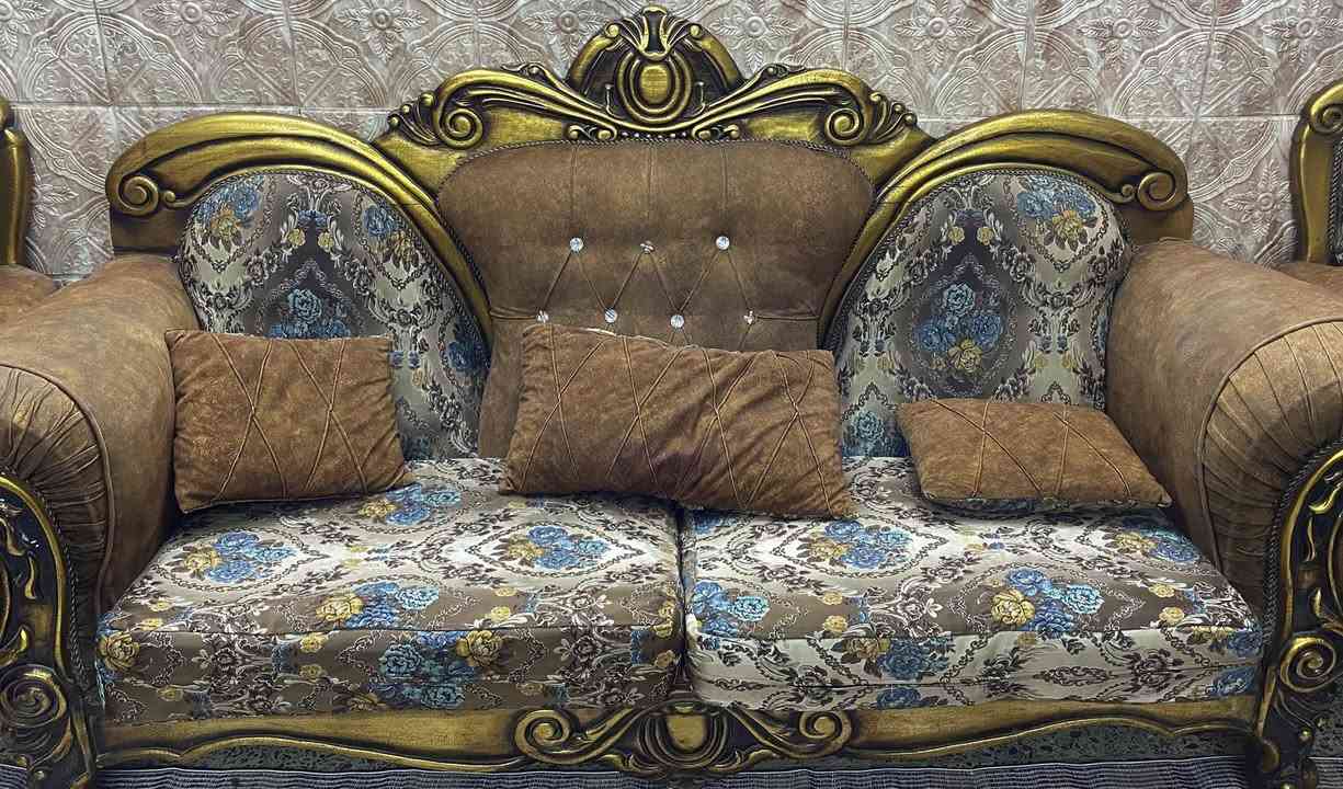 تخم ملكي عشر مقاعد مابي شي
450 وبي مجال 
بغداد


**إذا كنت صاحب هذا الإعلان وتريد حذفه لأي سبب، رجاءا أرسل رسالة إلى الدعم الفني**