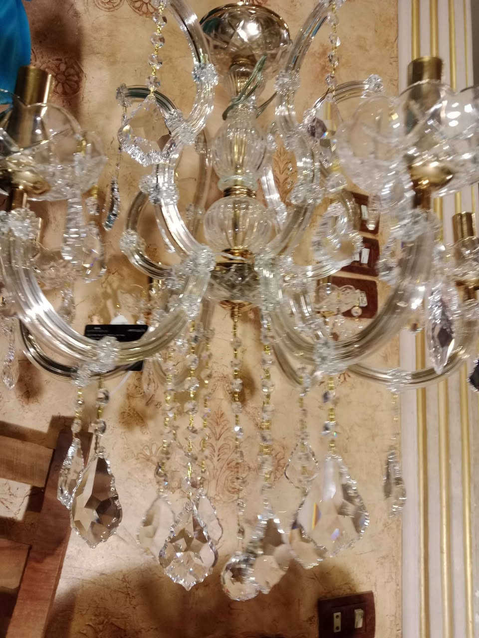 ‎نجفه مرانو 6 دراع جديده الكرتونه الكريستال اصلي‎ شبرا الخيمة قسم 1, القليوبية


**إذا كنت صاحب هذا الإعلان وتريد حذفه لأي سبب، رجاءا أرسل رسالة إلى الدعم الفني**