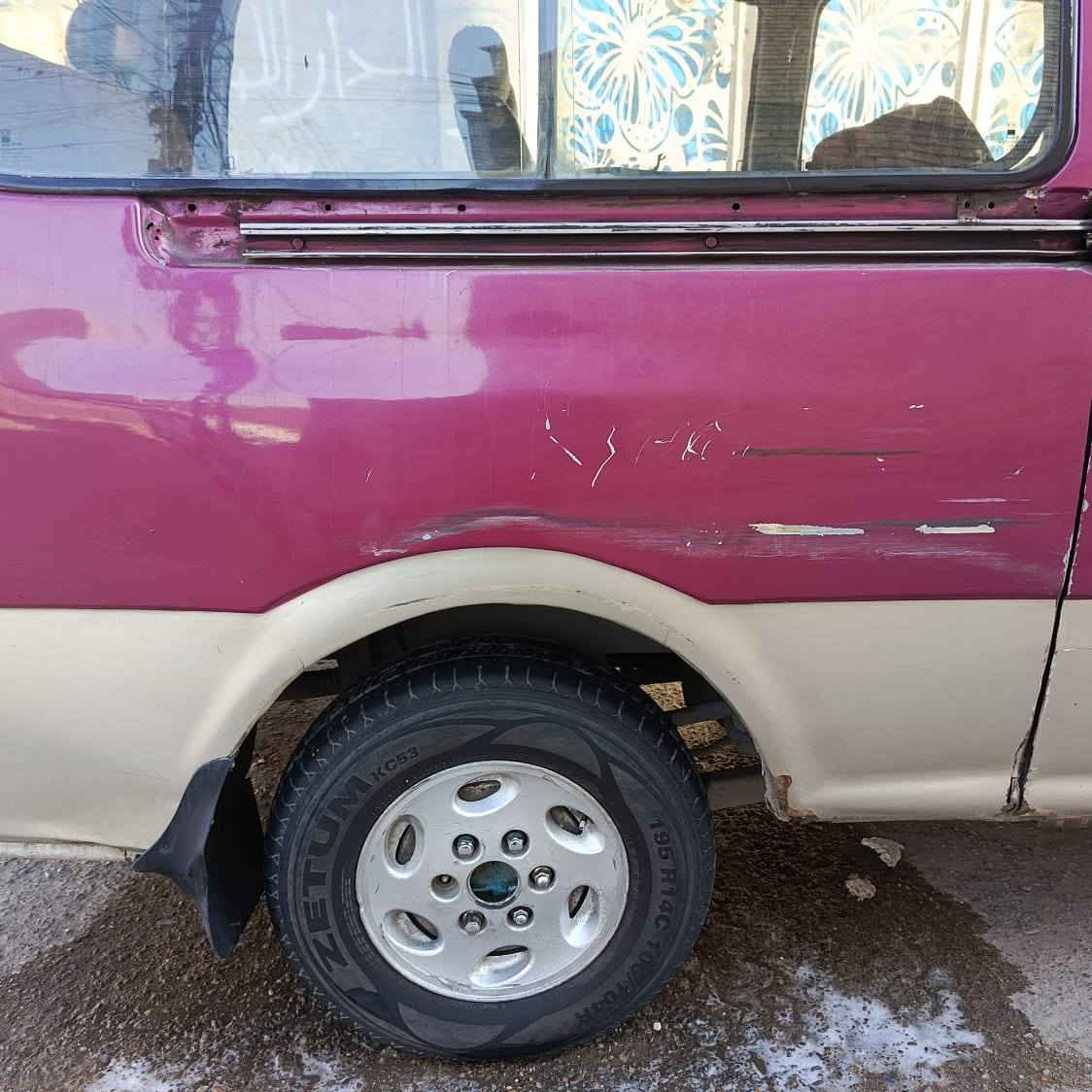 السلام عليكم كيا بريجو موديل 96 كامل موصفات سنويه صاقطه صارلهه شهر عدل رقم نكليزي بغداد خط وبحث مصفره هيه وغرامه مصفره السعر(45) وبيهه مجال حك الجيه مكاني بغداد رقم الموبايل ***********
