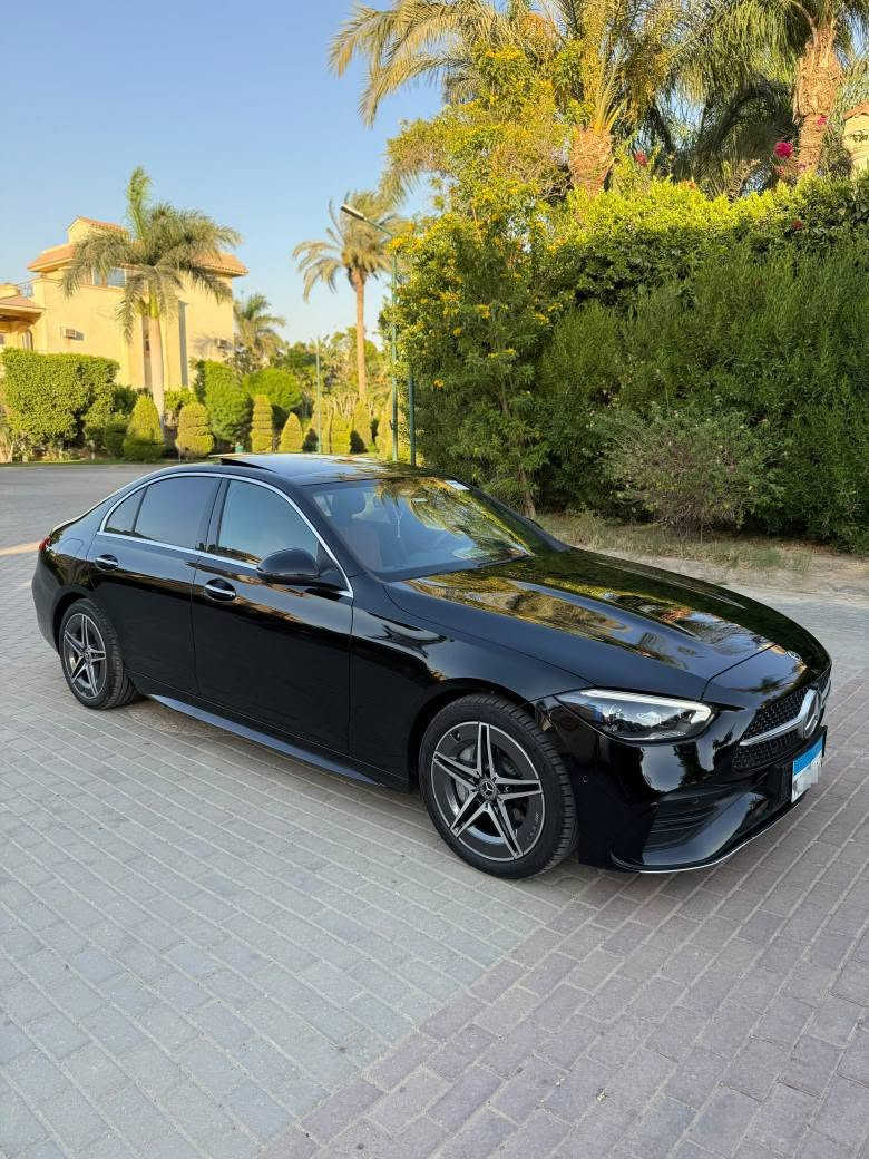 Mercedes-C200
Model 2024
Fully loaded
Imported
2000 km only 
استيراد ، فابريكا بالكامل 
رخصه سنتين 
المعاينة الشيخ زايد القاهرة, مصر


**إذا كنت صاحب هذا الإعلان وتريد حذفه لأي سبب، رجاءا أرسل رسالة إلى الدعم الفني**