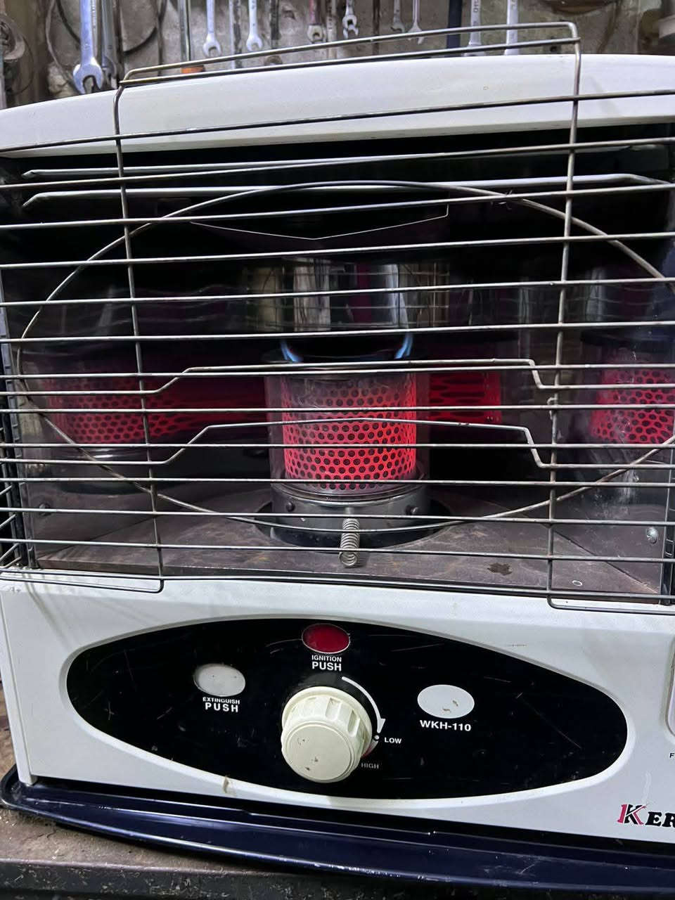 صوبات نفطيه يتراوح اسعارهن من 65  ل 50 شرط اخو الجديد وجوه السوك #كميه محدوده #شرط الفحص  بالعافيه ع ياخذهن 
#مكان واسط الزبيدية جوار المستشفى 
#محل سيد احمد 
***********
