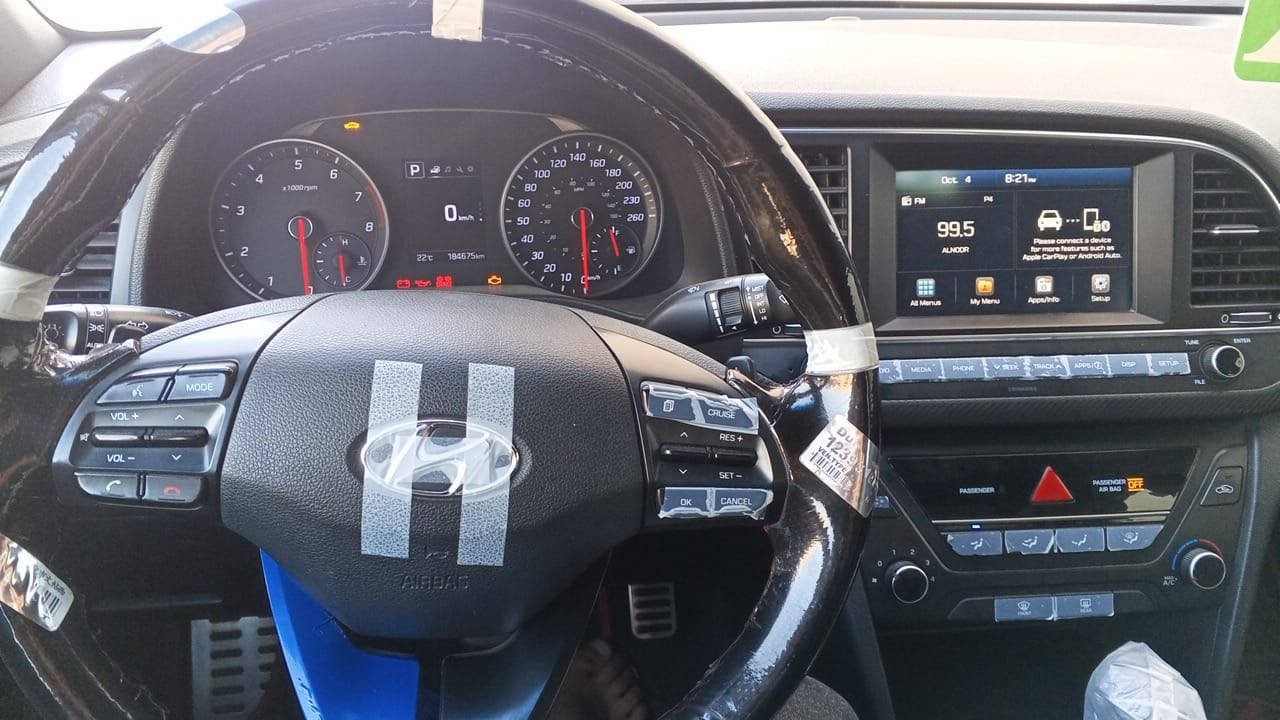 1شفتات ستيرن
2هيتر ستيرن
3كشنات جلد حار
4كامره 160درجه
5 ثالث انظمه قياده
6 سياره كلين بدون ضرر 
7.  6سماعات 
8وارد كندي 
9سياره رياضي سبورت 
10فتحت سقف 
11ويل 18شركه 
12تشغيل عن بعد 
13اشاره ترحيب
14صندوك ذكي 
15شرط شركه 
الرقم كورك ***********
اسيا ***********
الشراي يتصل عل رقم ويتدلل 
السعر خاص
