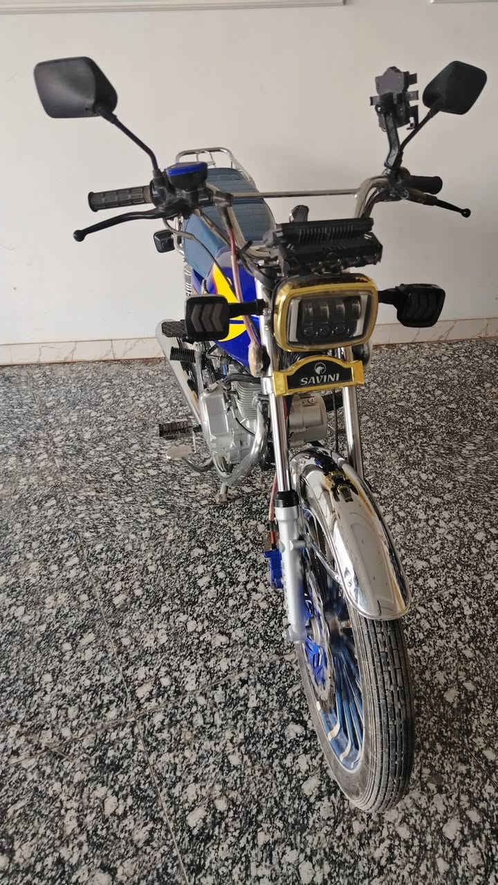 السلام عليكم
إيراني سيفان للبيع
دراجه حلوه مابيها نقوصات
السعر ٧٠٠
للتواصل *********** او زورونا عند معرض مهندس للدراجات النارية
