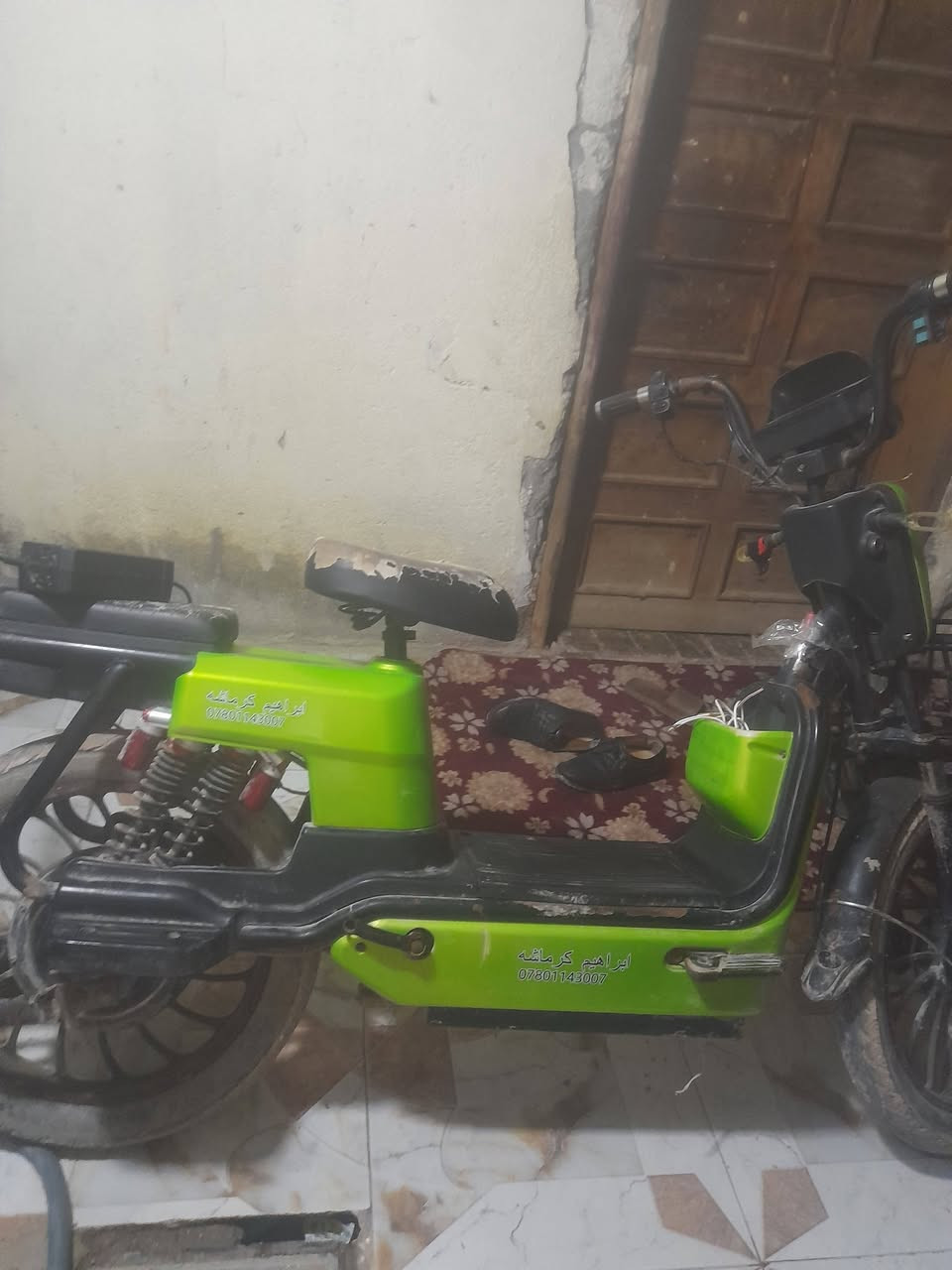 سلام عليكم دراجة شحن بطاريات٠5 جديدات دراجه ما بيه نقص مكان البصرة التنومة السعر 350 وبية مجال متوفر  وتساب ***********
