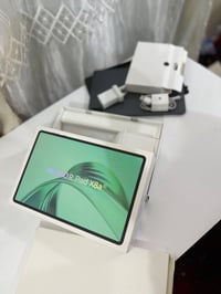 ايباد HONOR X8a  ذاكره 128عشرائيه 4ايباد كلش نضيف  يحمل غطين او خط ورا...