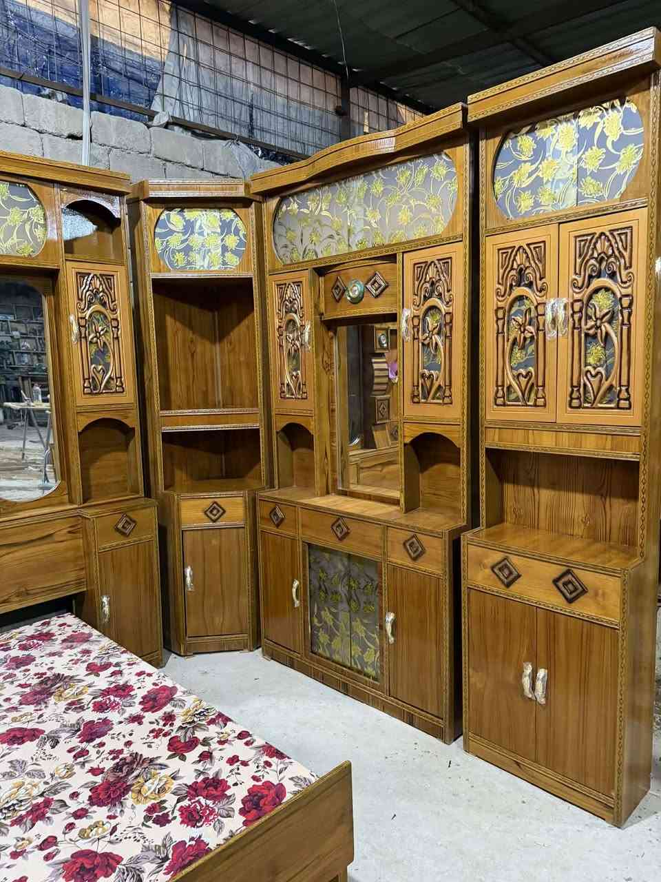 سلام عليكم غرفة ٦بوب طابقين صاج مسرح السعر ٩٥٠.
{***********}
{***********}
