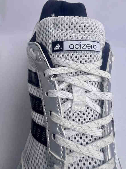 السلام عليكم حذاء اديداس فيتنامي اصلي قياس 44(28cm)جديد بدون كارتون، السعر 30 الف قفل، فلات فوم كامل مريح ونازك. يوجد توصيل جميع المحافظات ، للتواصل خاص او على واتساب ***********
