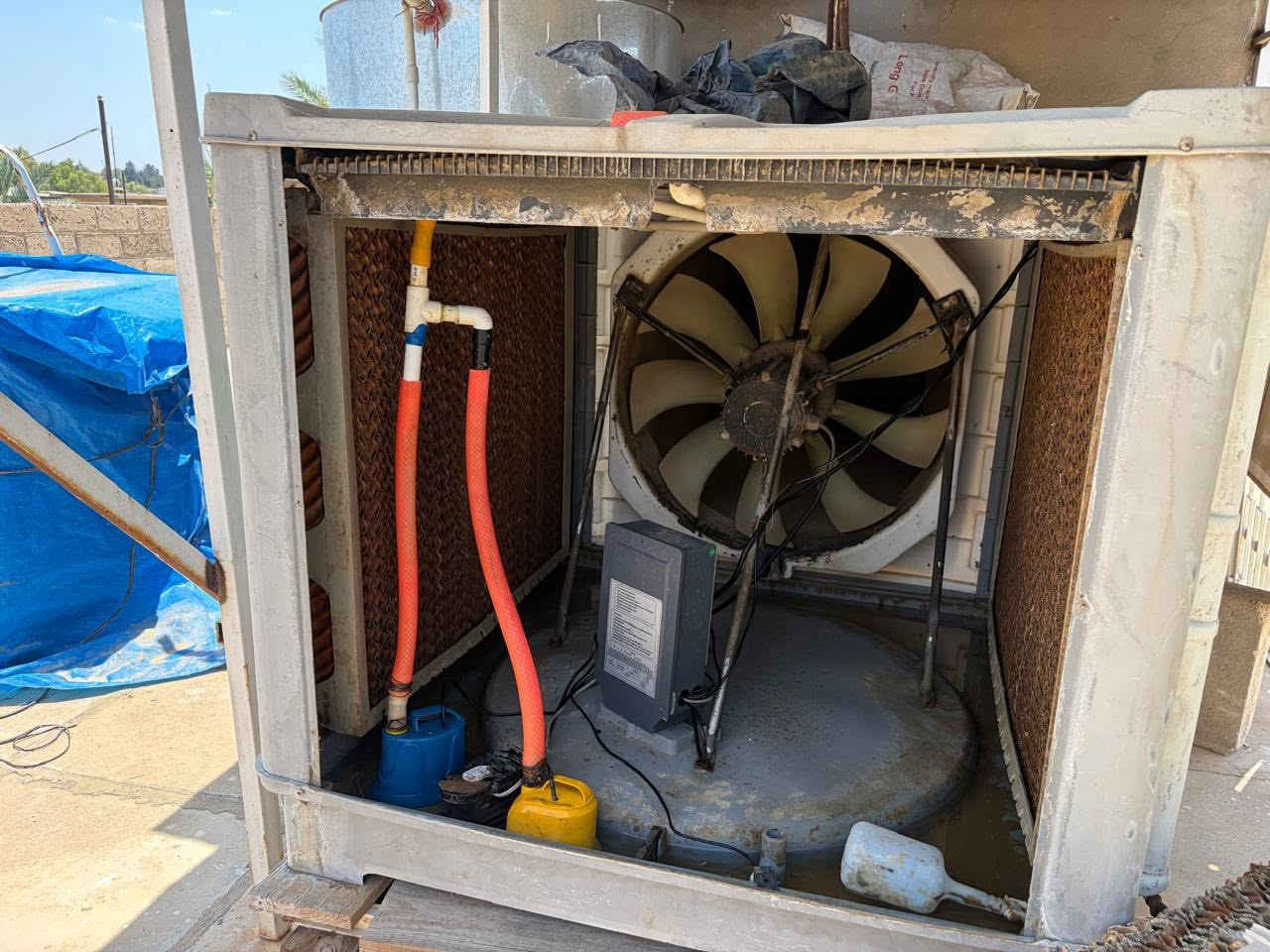 مبرده مركزية  نوع سمارت للبيع شغال كل عيب ما بها ،تعال شوف التبريد بنفسك السعر250 ومبرده سوبر الكتريك شغال ماطور جديد موسم واحد شغال السعر 100
الاتصال على الرقم ***********
