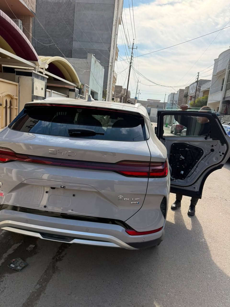 السلام عليكم زبائنا الكرام
يتوفر لدينا جام بي واي دي خلفي وامامي 
وتبديل الجام المظلل الخلفي
وتبديل الجام الامامي وجام الابواب 
مع ضمان العمل والجام 
يتوفر شد موقعي داخل بغداد
***********
