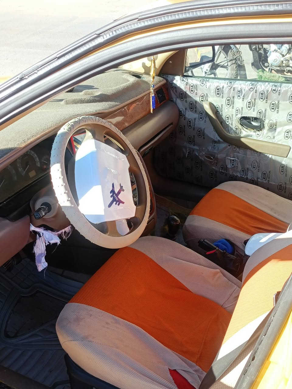 سلام عليكم سمند 2012 مصفره من كلشي جاهزه للخير تايرات تبريد محرك كير رقم ميسان مكانها ميسان ‏‪0781 714 7770‬‏
