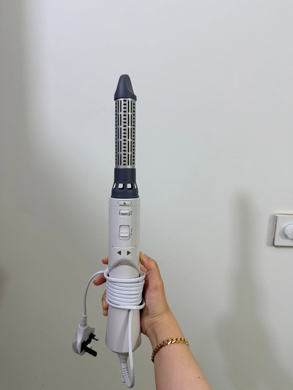 شسوار فلبس للبيع
استخدام ٤ شهور نظيف جداً ويعمل وكل ملحقاته وياه ، مع ضمان من الشركة
سعر الشراء ١٥٠
سعر البيع ٦٥ 
المصدر مسواك
الغرض من البيع البنية دتسافر ودتصفي غراضها
استخدام قليل والقطعة نظيفة اخو الجديد 
المكان بغداد الوزيرية 
للتواصل على الخاص


**إذا كنت صاحب هذا الإعلان وتريد حذفه لأي سبب، رجاءا أرسل رسالة إلى الدعم الفني**