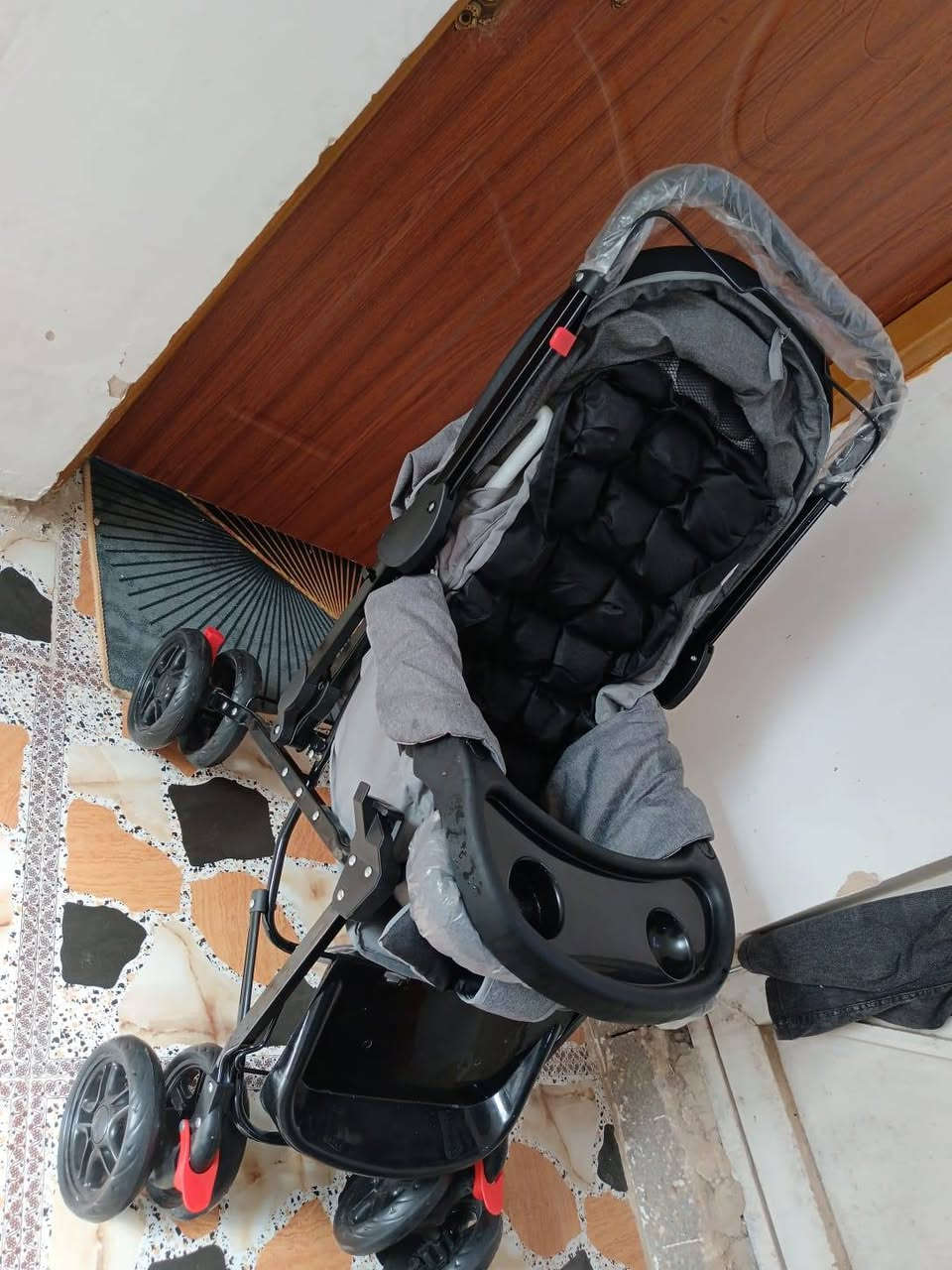 عربانة أطفال استخدام مره واحده للبيع***********
