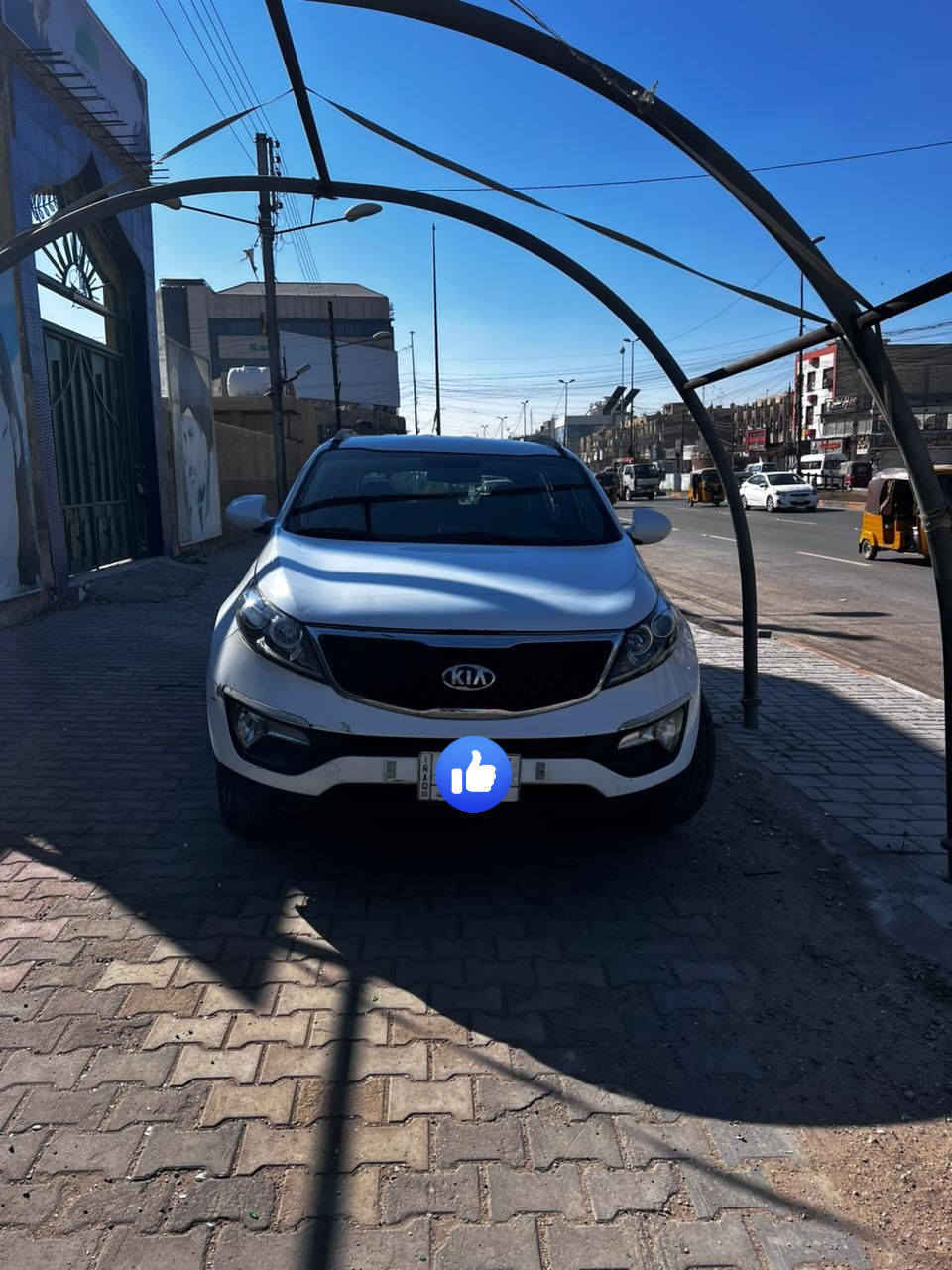 سلام عليكم كيا سبورتج مديل 2014 نضيفه ومرتبه مثل مشوفون بل صوره عنواني بغداد حي أور  سعر 150ورقه مراسله على هاذ الرقم ***********
