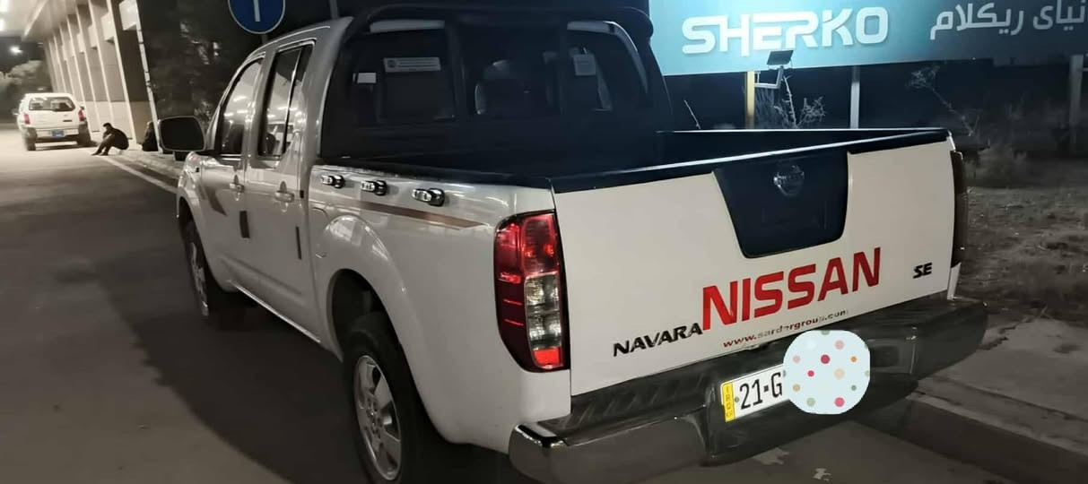 نيسان نيفارا ٢٠١٠ كير عادي بفرۆشن سه نه وى تازهيه2026 
للاتصال *********** وتساب
