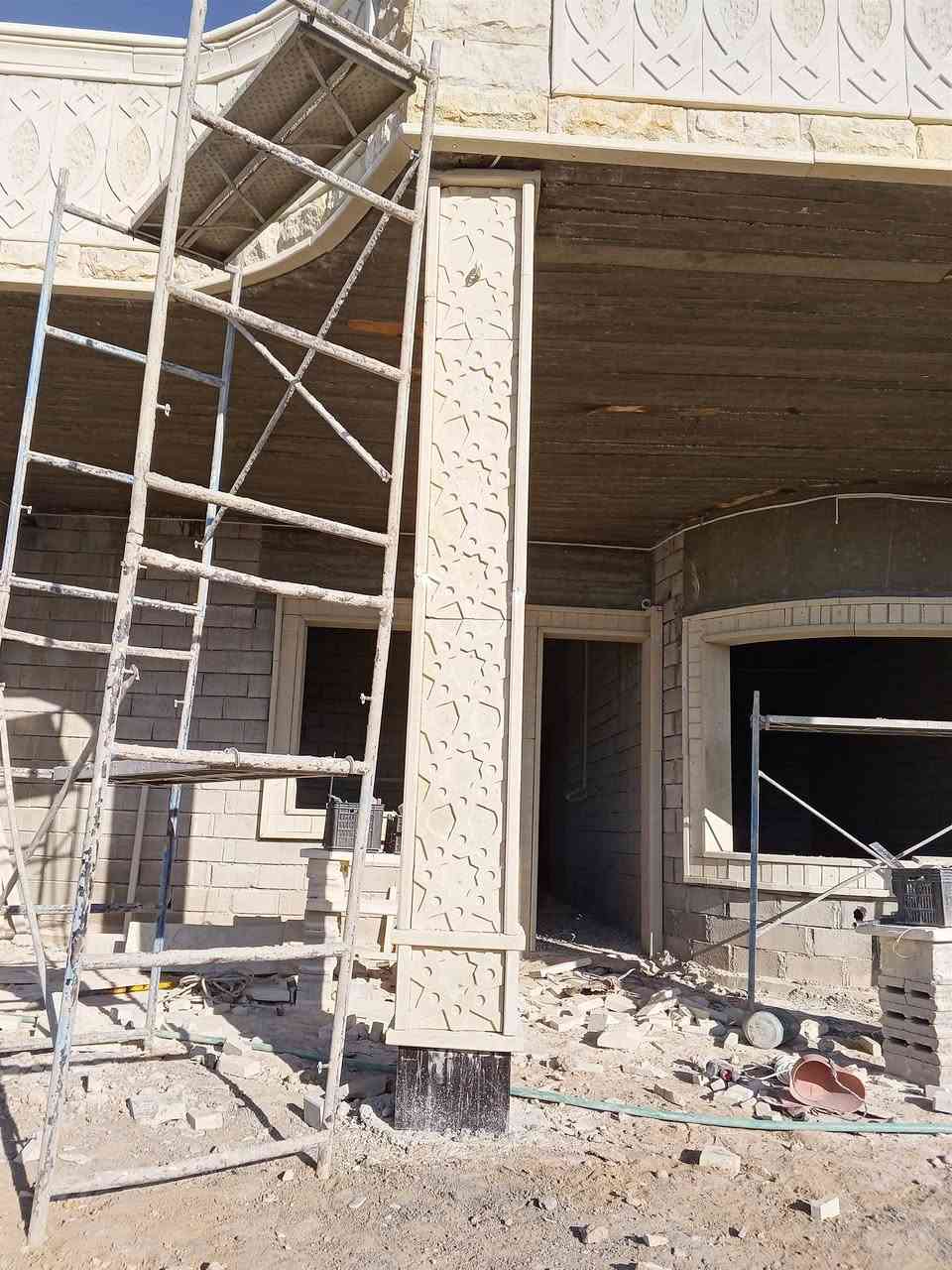 يوجد كادر حجر حلان واجهات وكوبنات جلي ودرز سعار مناسبه بدارت مقداد ***********        ***********

