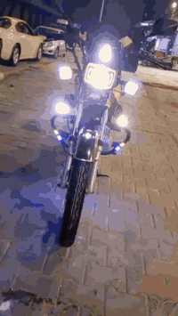 للبيع المحرك بعده الونه بي يعني الدراجه فول لا جكجه ولا شي نكره سلف ال...