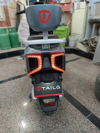 اخوتي دراجه استعمال قليل للبيع مكاني قبله حي الجامعه 07803668220