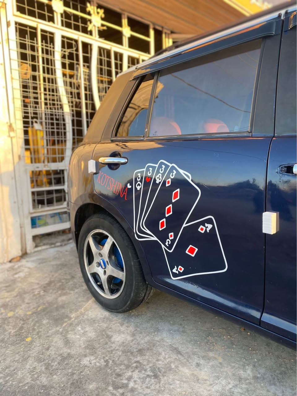 السلام عليكم………
ليڤان 320 
موديل 2012
رقم بغداد 
كير مكينه جديد هسه شادهم 
حداديه 50% 
بيها مكانات صبغ بدون ضربه 
مكان بابل الحصوه 
هـ ***********واتساب 
سعر 42 وبيها مجال بغداد, العراق
