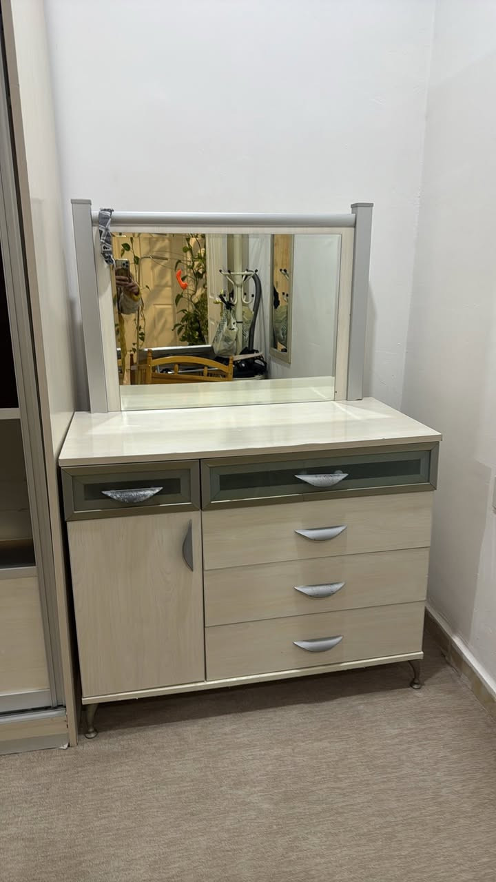 ئەو تاخم نوستنە لۆ فرۆشتن دەرگای داری تورکل ئەسل لۆی بەکار هاتوە شوێن هەولیر٣٠٠ هەزار


**إذا كنت صاحب هذا الإعلان وتريد حذفه لأي سبب، رجاءا أرسل رسالة إلى الدعم الفني**