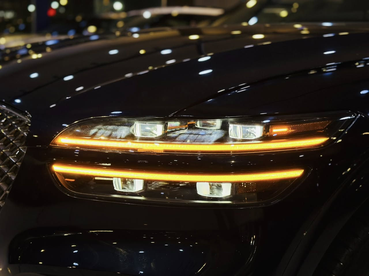 #اعلان_بيع_سيارة
🔷السيارة : جينسس GV70 وارد كندا 1/1🔥

🔷سنة الصنع : 2025 🆕

🔷اللوحة : اربيل

🔶السعر : 358 ورقة

🔷الضرر : تبديل وصبغ البنيد فقط. 

🔷ضرر الايرباك : ستيرن فقط.

🔷رقم الشاصي : KMUMADTB6SU174280

______________________________

🔷المواصفات:🔥

🔹حجم المحرك 4 سلندر 2.5L توربو 🚀🚀

🔹فور ويل AWD

🔹عداد المسافة 12 الف ميل 

🔹كاميرات 360 درجة

🔹رادار امامي وجانبي وخلفي

🔹تنبيه الخروج عن المسار

🔹حساسات امامية وخلفية

🔹سقف گنتارا

🔹فتحة سقف بانوراما

🔹جنطة كهرباء

🔹ستيرن كهرباء

🔹غرفة جلد زعفران

🔹لد داخلي محيطي متعدد الالوان

🔹تبريد وتدفئة الكراسي الامامية والخلفية

🔹كراسي كهرباء بالكامل

🔹ميموري كرسي السائق 

🔹ويل كب حجم 19 انج مع اطارات بحالة جيدة

🔹5 وضعيات للقيادة

🔹شحن وايرلس NFC

🔹انارة ترحيب شعار جينسس

🔹لايتات LED بالكامل

🔹شاشه تحكم بالايعازات

🔹سستم الصوت Lexicon

🔹تحكم ستيرن جهتين

🔹بصمه ابواب و تشغيل وتشغيل عن بعد

🔹مع باقي المواصفات الاعتيادية

————————————————————————

☎️ الاتصال :

***********

***********

📍النجف الاشرف - المدينة المائية - مقابل حي الجامعة - قرب سنتر جبل عامل.
