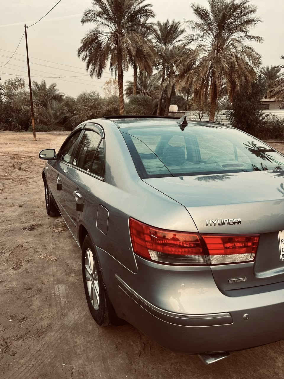 السلام عليكم سوناتا موديل 2010 رقم إنكليزي سياره نضيفه كلش 6سلندر محرك  3300 السياره  وارد أمريكي ضرر جاملغ امامي السياره فتحه  مكان السياره واسط عزيزيه السعر 115 قفل رجاً المو شراي لا يدخل رقم *********** وتساب مفتوح
