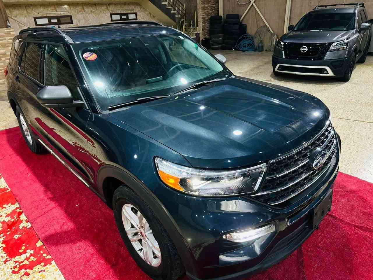 🔊(فرع كركوك) 

📌Ford Explorer 2024 XLT📌

⚙️حجم المحرك 4 سلندر توربو(2.3L)

♂️عداد المسافة 33329  mile 

♦️(السيارة بدون ايرباك) 

💵(السعر/25500 $) 

🔷عدد المقاعد (7) راكب 

♦️المواصفات XLT:

بصمة تشغيل
بصمة ابواب
تشغيل عن بعد (Remote Start)
صندوق شفط كهربائي  
كشنات جلد
كشن خلفي منفصل 
رادار أمامي(تحديد مسار)
رادار جانبي (نقاط عمياء)
رادار خلفي(تحذير من الاصطدام)
حساسات خلفية+ كاميرا
كير ماوس
اوتو هولد Auto hold
أوتو ستارت Auto start
أوتو ستوب Auto Stop
هاند بريك بصمة
تبريد مركزي 
شاشة كبيرة لمس 
Apple Car Play
Android Auto
تحكم وضعيات القيادة (Drive Modes)
مانع انزلاق+ABS
تحكمات استيرن
منافذ USB+AUX
وبقية المواصفات المعروفة

♦️(العنوان/ كركوك شارع المعارض)
     
               - - - - - - - - - - - - - - - - - 

♦️للاتصال/

ابو محمد
***********

فيصل
***********

