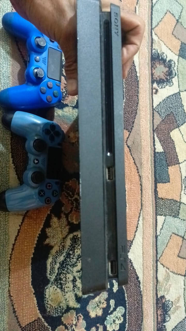 للبيع بلي 4 اخو الجديد قيم وخذ
***********
