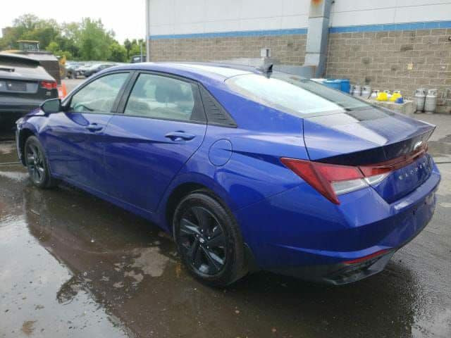 سلام عليكم النترا وراد امريكي بدون رقم مديل2023 سياره جاهزه من كلشي مابيه نقص وسياره جديده مكا موضح بصوره حادث داخل المنشور :مكان السياره الشعب 

0770 016 5551
