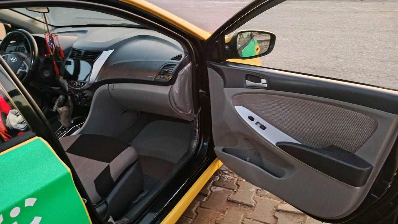 اكسنت أمريكي جيدي اي موديل 14
بيه ضربه يم قبق البانزين 
وبيه طخات بصيطه
بسمي 
غرمات ماعليه 
مكينه كير خير من الله 
مكينه 1600
تبريد خير من الله 
السعر 85 وبيه مجال 
رقم بغداد
***********
