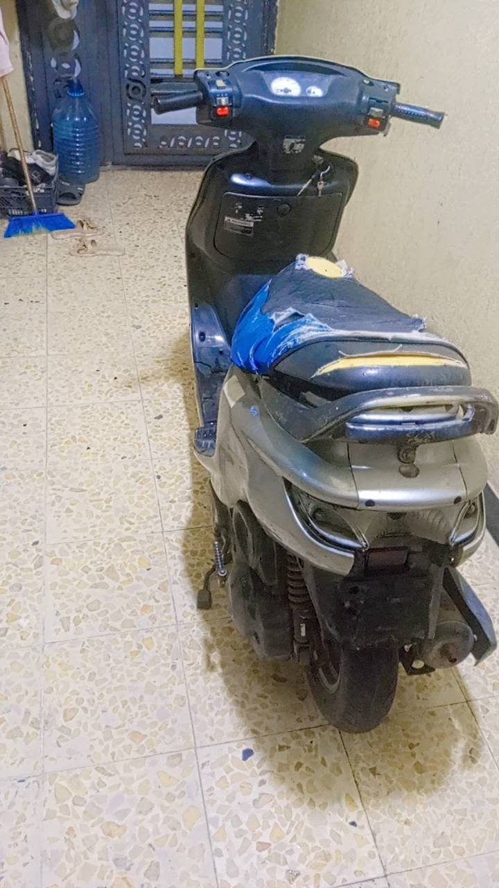 دراجه فراشه نثيه توها مجفته شغاله دكت هندر وسلف بس مافيها باتري سعر 230 وبيها مجال ***********

