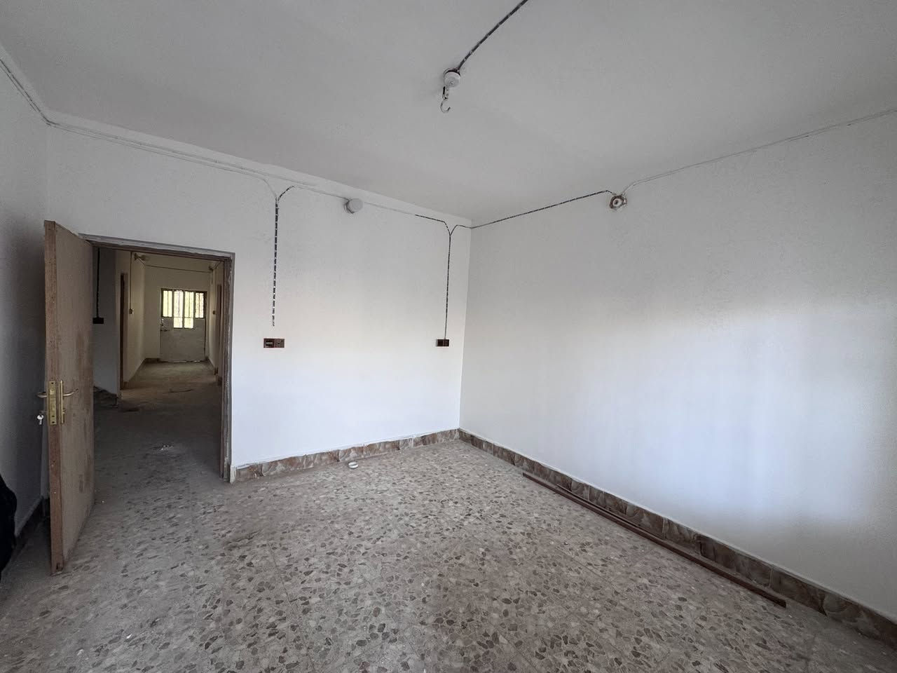 مكلف ب نشر 

🏡بيت للبيع النعمانية طابق واحد / منطقة حي الاسره/ قرب التربيه القديمه  

🌎المساحة 200متر مربع طابو صرف 

 📞للأستفسار الاتصال على الارقام التالية او الواتساب

***********📱

***********📱
