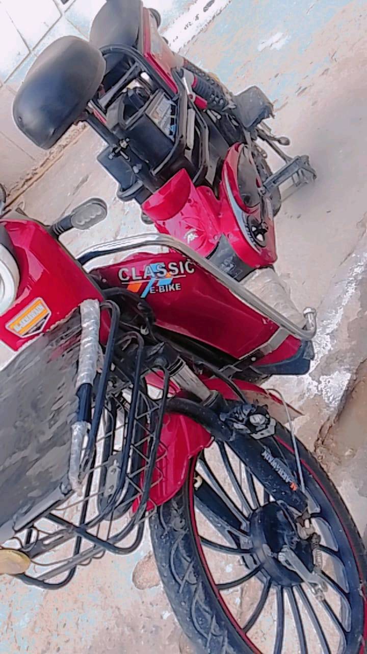 الانبار الخالديه موطور نضيف وبيه مجال بسيط مو شراي لا تراسل بلا زحمه