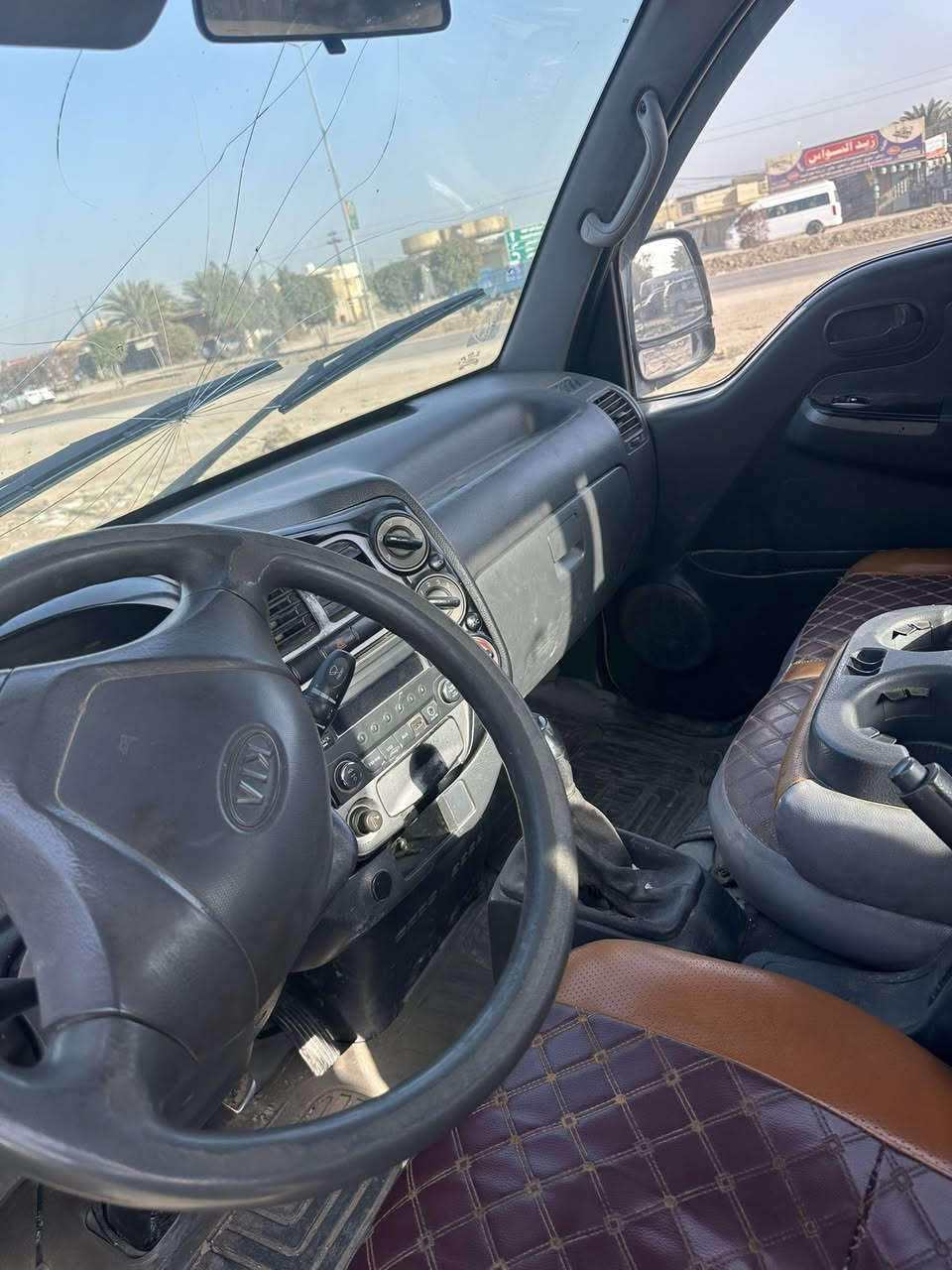 السلام عليكم 
كيا حمل موديل 2700 
موديل ٢٠١١ 
للبيع السعر المطلوب ٩٠$ 
مكفوله من الضربه 
المكان بابل السياحي 
***********
